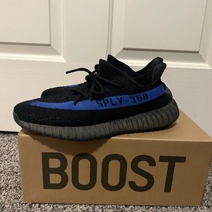 Like NEW Yeezy Boost 350 Blue